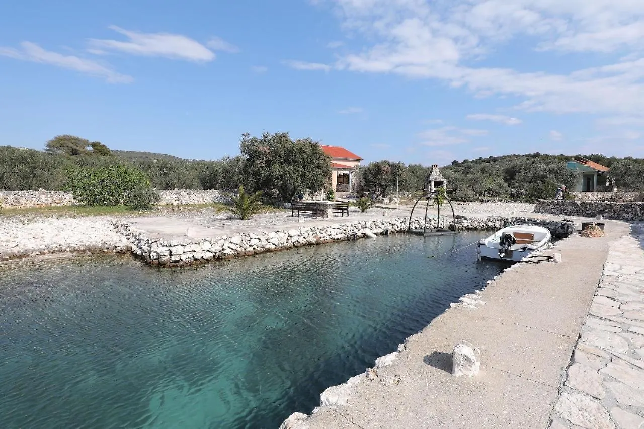 House Old Fisherman Tkon 0*,  Croatia